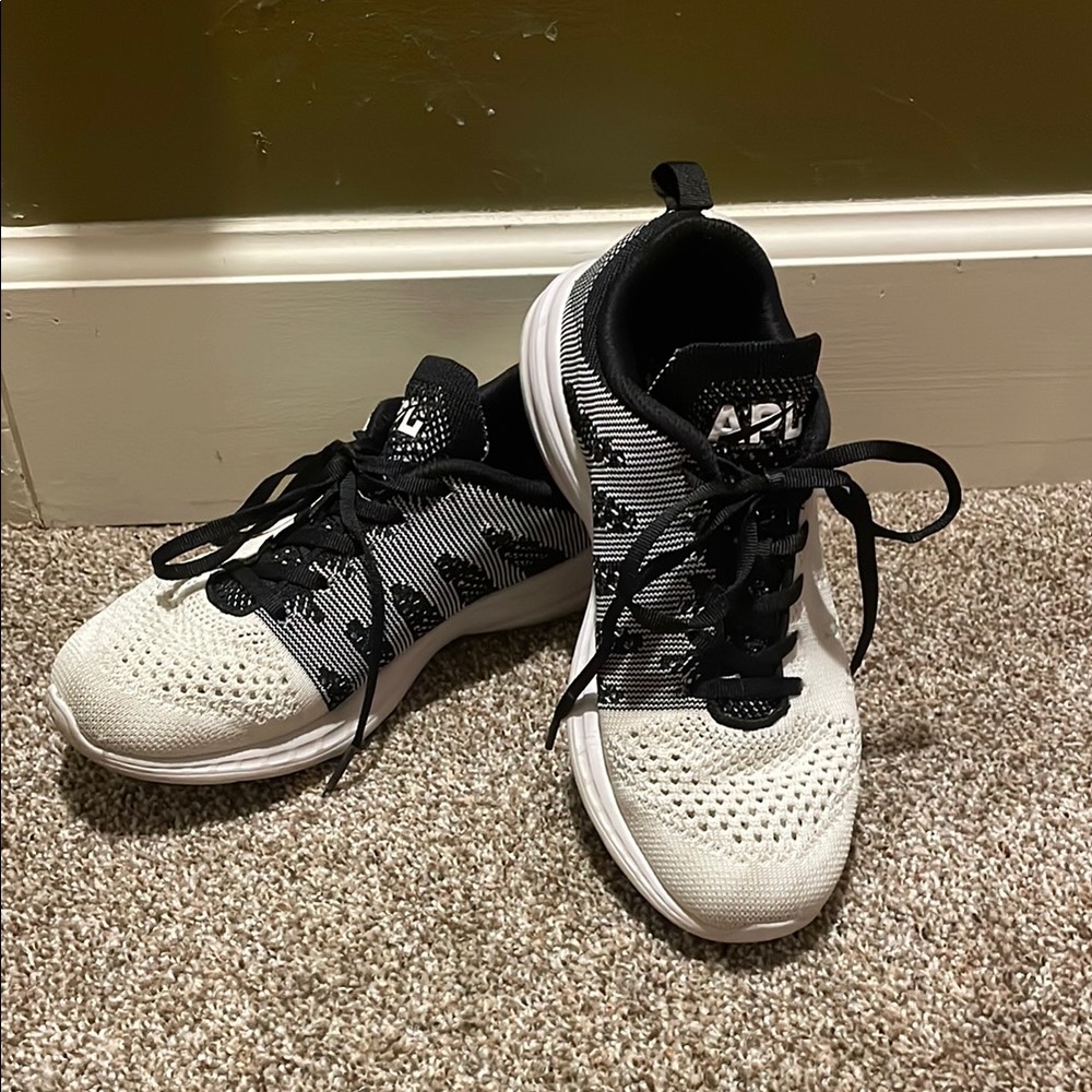 APL Techloom Pro, women’s size 8